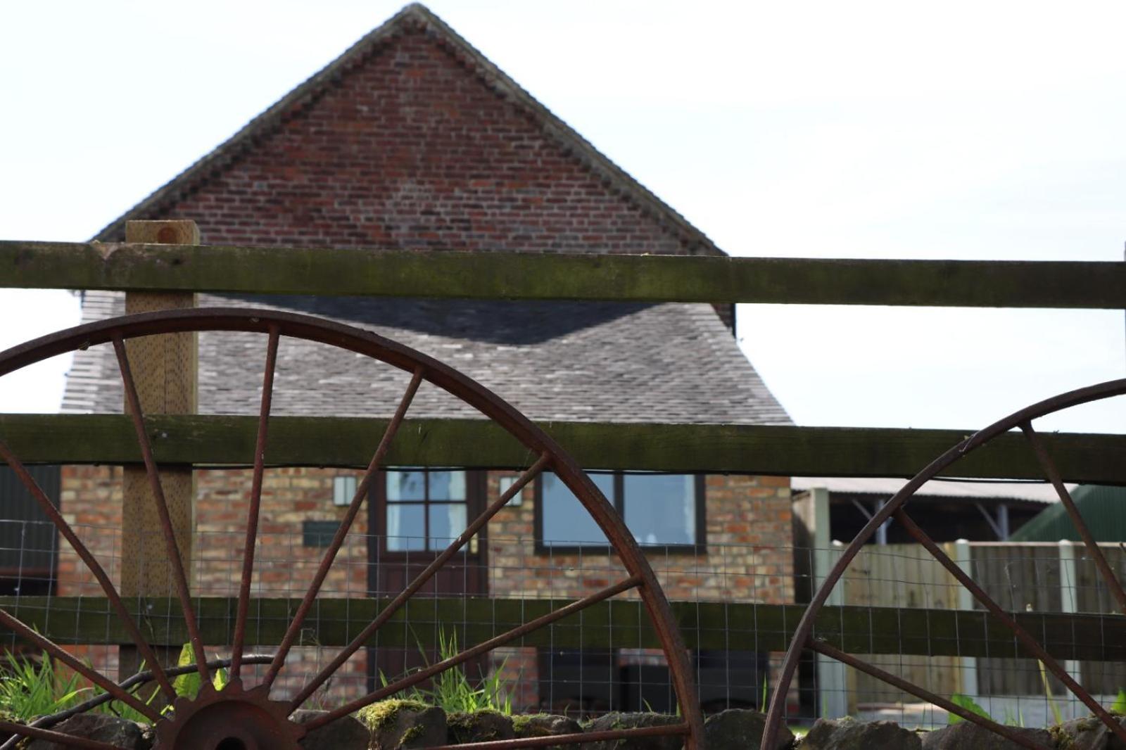 Malthouse Farm Cottage Studio Dilhorne Экстерьер фото