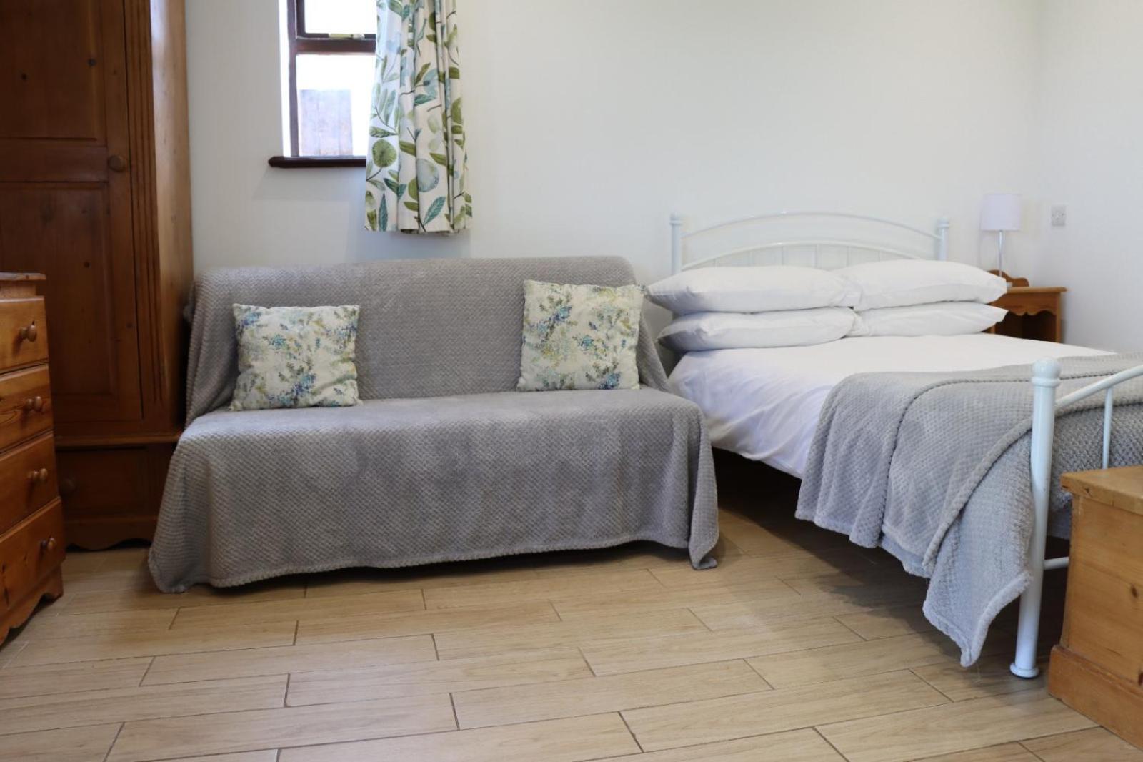 Malthouse Farm Cottage Studio Dilhorne Экстерьер фото